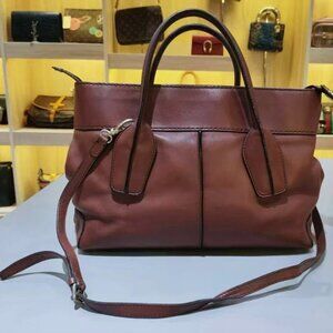 N16 Slightly Used Tod's D- Bag' Brown Red Handbag Medium